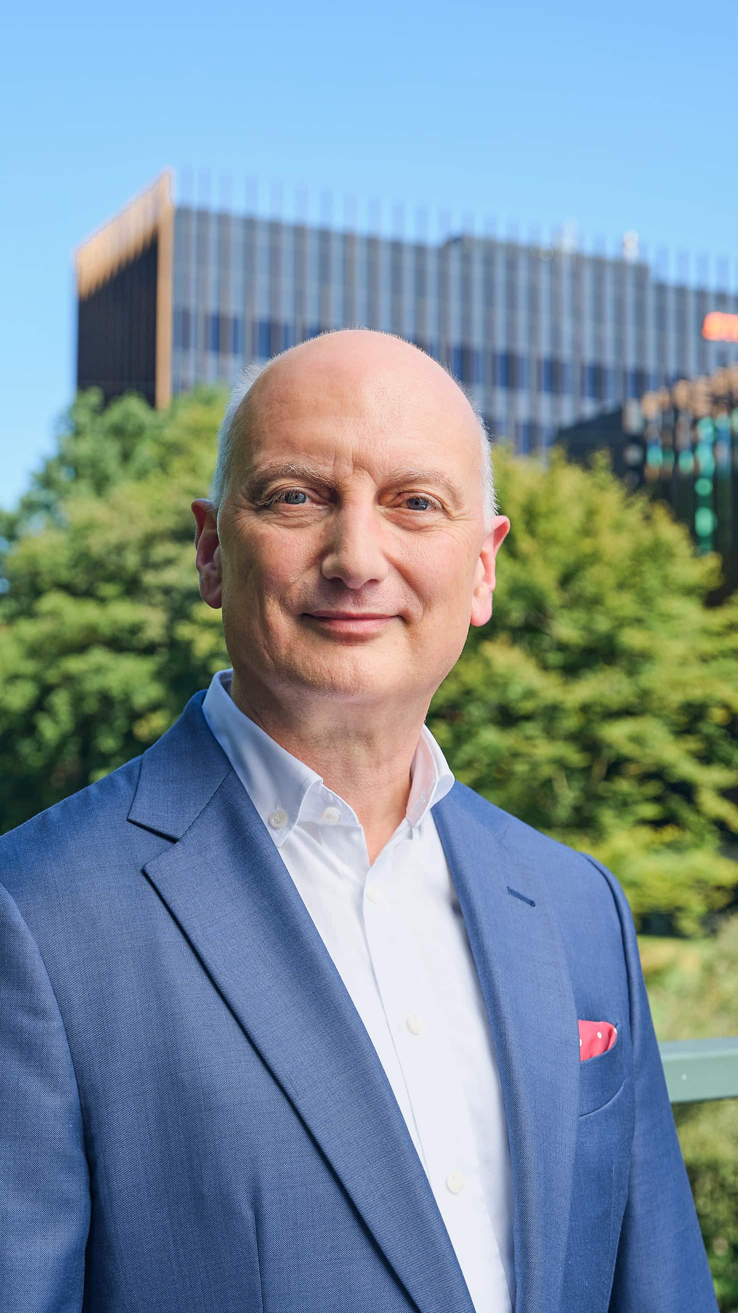 Portaitfoto von Dr. Nikolas Stihl