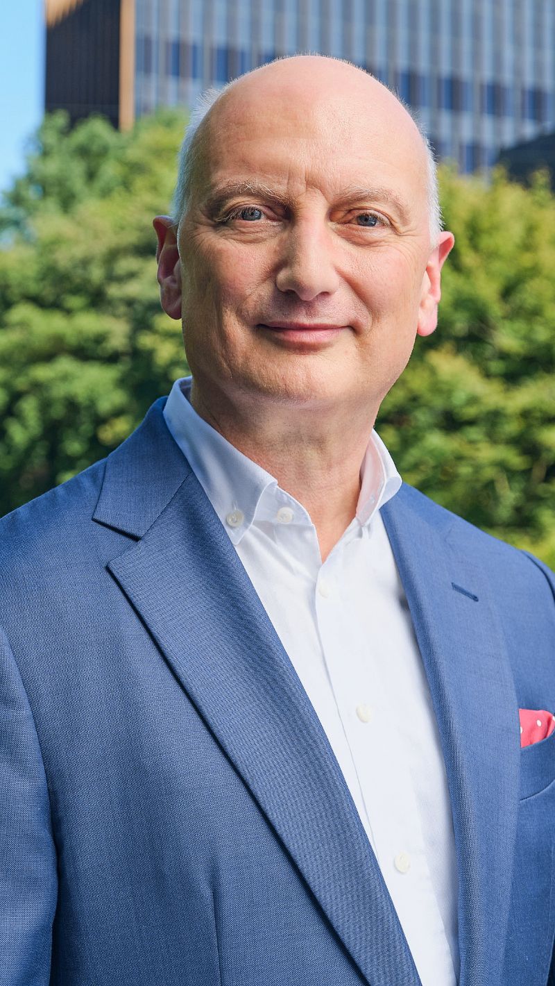Portaitfoto von Dr. Nikolas Stihl